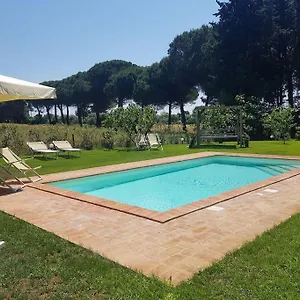 tenuta-la-valle-relaxing-oasis-with-pool-in-tuascany.it-tuscanyhotel.com/